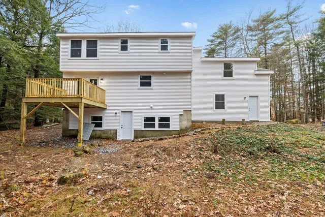 $530,000 | 17 Chute Mountain Lane, Casco, ME 04015