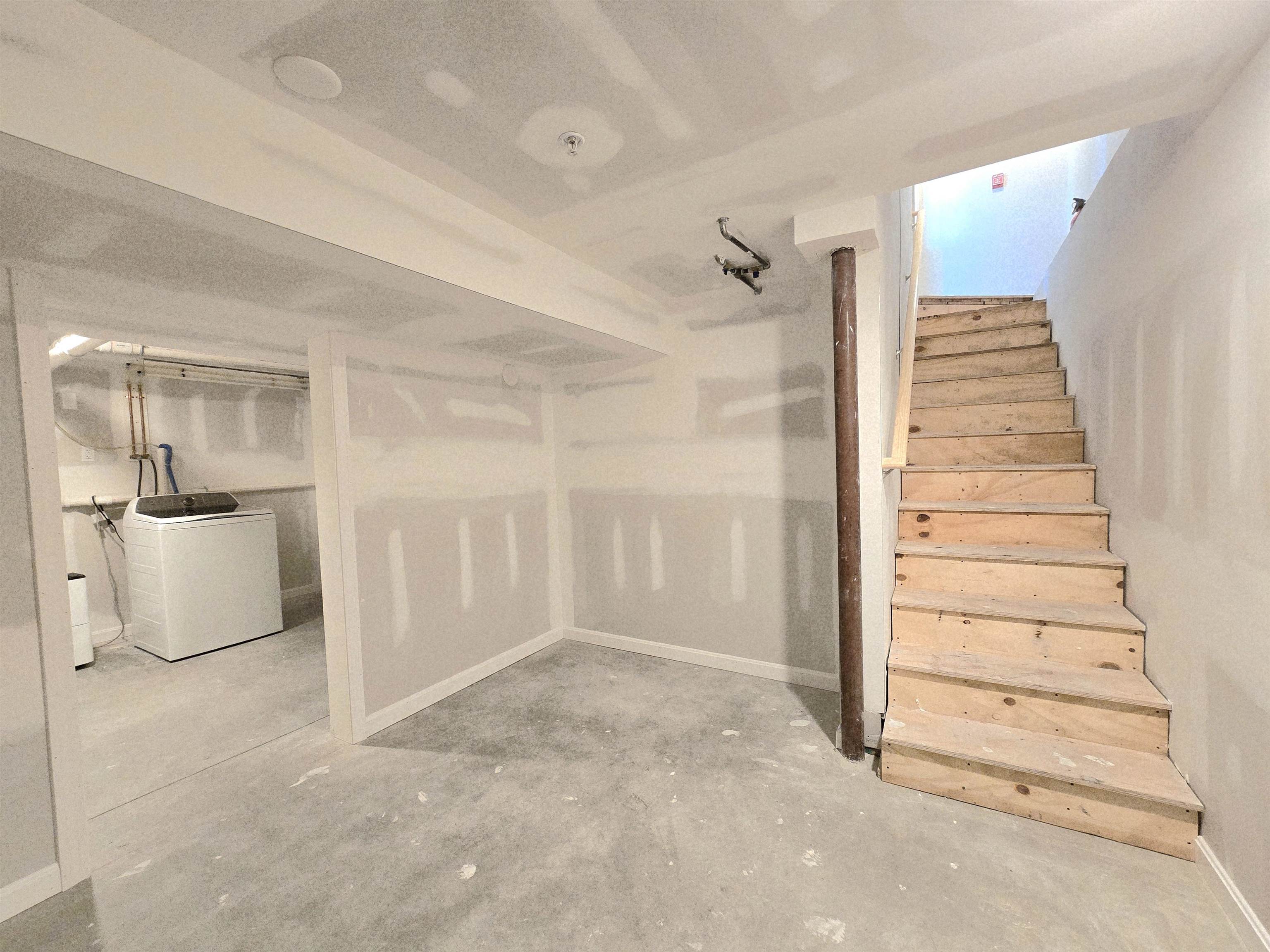 2 Railroad Avenue, Unit 101 Merrimack, NH 03054 - Photo 12 of 18