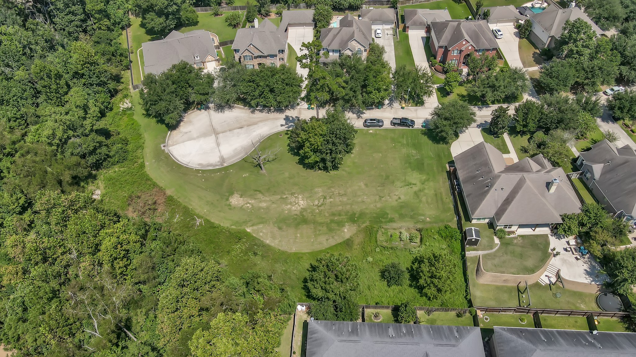 2402 Bramlet Drive Conroe, TX 77304 - Photo 8 of 15