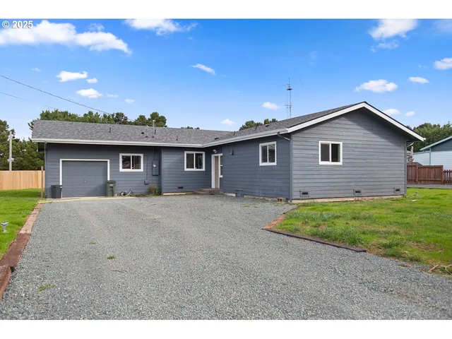 $470,000 | 87831 Astor Lane, Bandon, OR 97411