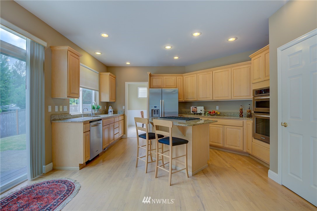 17221 Southeast 187th Street Renton, WA 98058 - Photo 5 of 17 Gallery Image 5