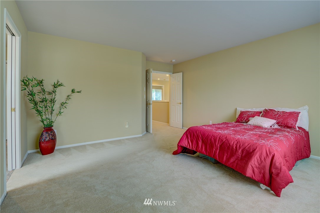 17221 Southeast 187th Street Renton, WA 98058 - Photo 9 of 17 Gallery Image 9
