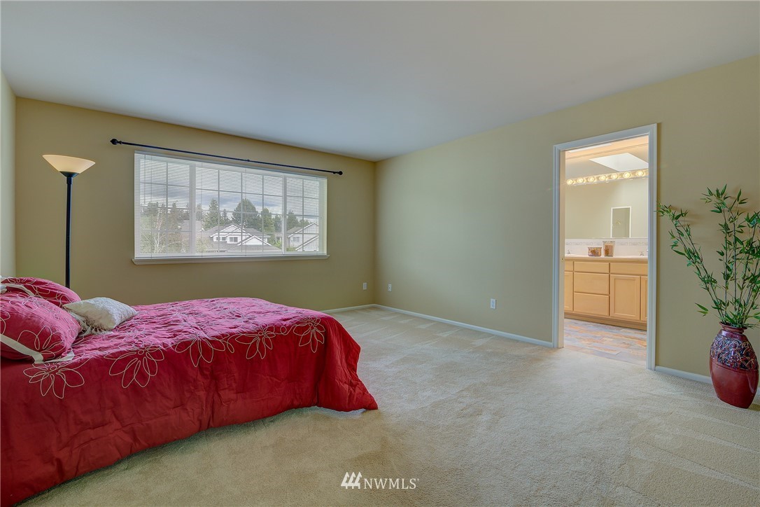 17221 Southeast 187th Street Renton, WA 98058 - Photo 10 of 17 Gallery Image 10