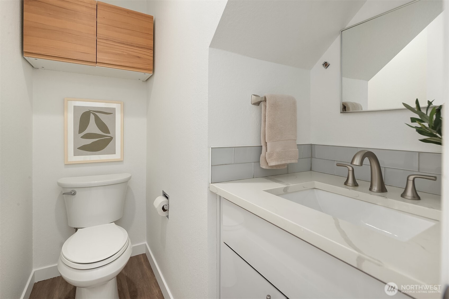 756 North 72nd Street, Unit 204 Seattle, WA 98103 - Photo 11 of 24