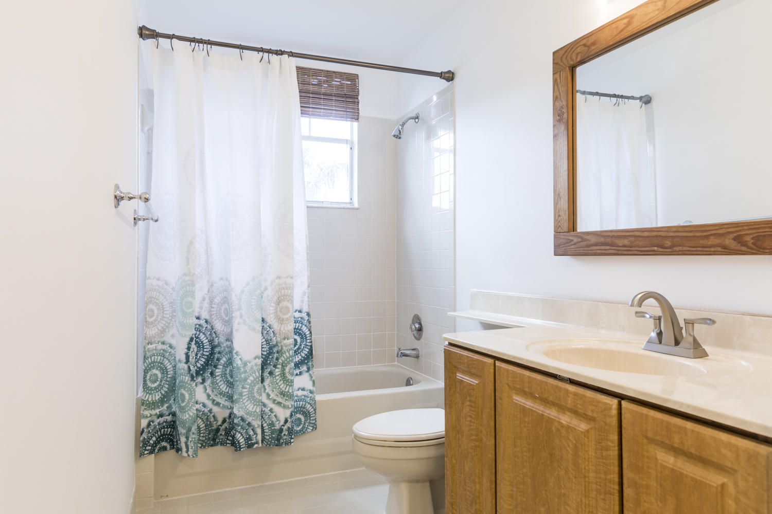 506 Mainsail Circle, Unit 506 Jupiter, FL 33477 - Photo 17 of 38 506 Mainsail Circle, Jupiter18Guest Bath