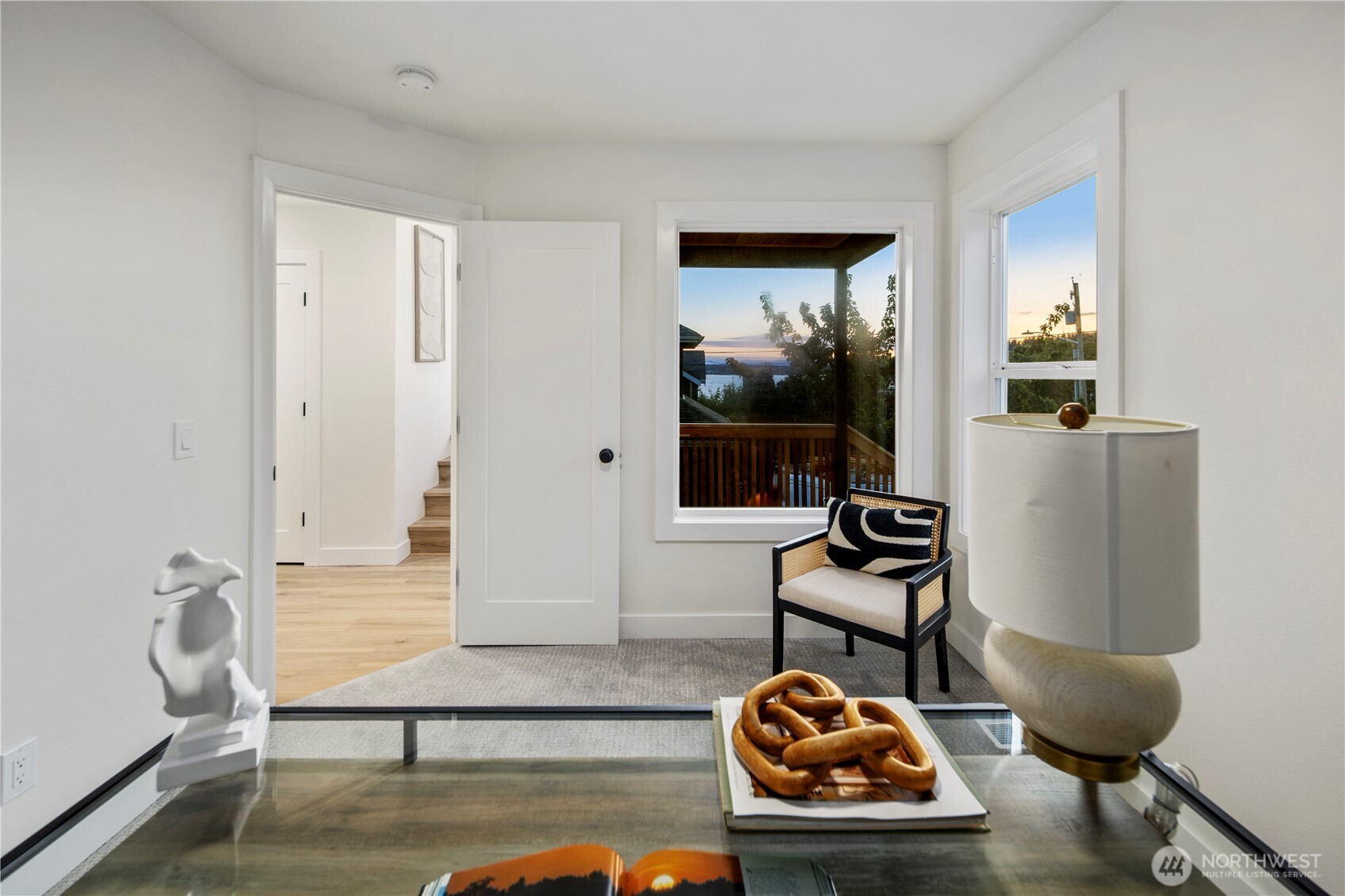 1005 North 33rd Street Renton, WA 98056 - Photo 12 of 36 a room with furniture and gym equipment