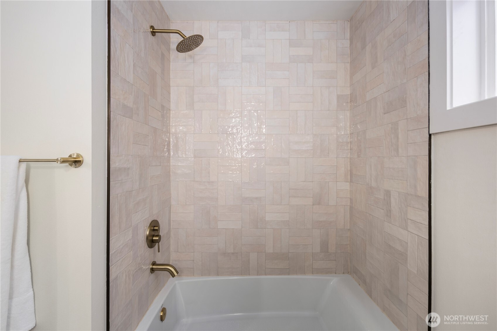 1005 North 33rd Street Renton, WA 98056 - Photo 24 of 36 a bathroom with a shower