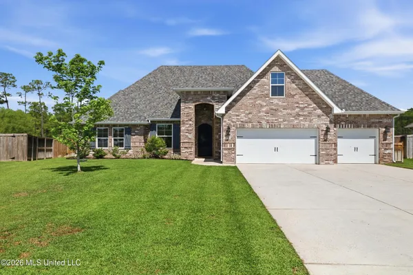 $590,000 | 2938 Juliette Drive, Ocean Springs, MS 39564