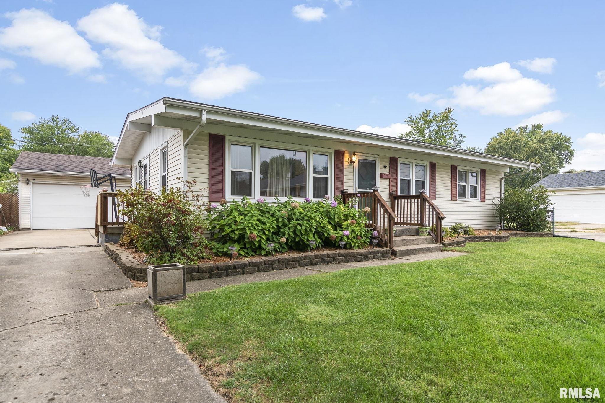 11 St Cabrini Court Springfield, IL 62702 - Photo 1 of 35 Gallery Image 1