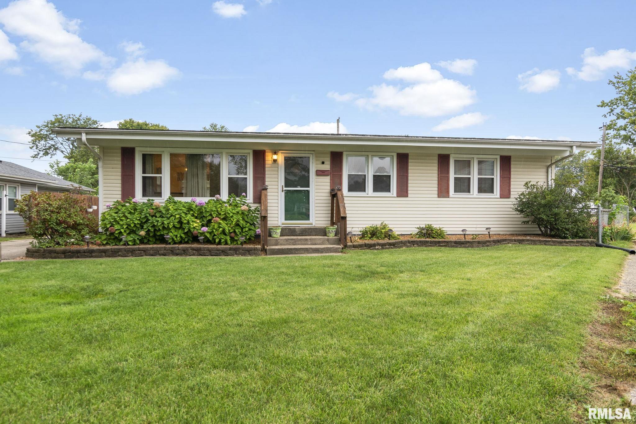 11 St Cabrini Court Springfield, IL 62702 - Photo 4 of 35 Gallery Image 4