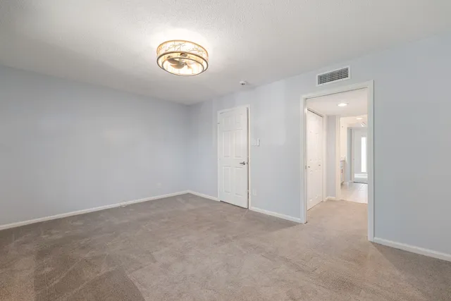 $1,900 | 6453 Bayou Glen Road, Houston, TX 77057