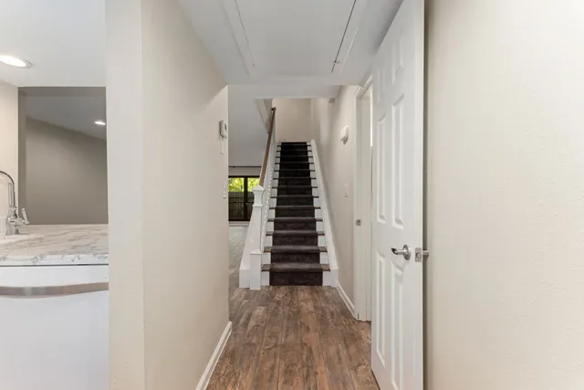 $1,900 | 6453 Bayou Glen Road, Houston, TX 77057