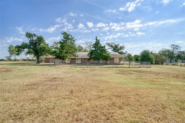 $1,900,000 | 8321 Farm To Market Road 2346, Midway, TX 75852