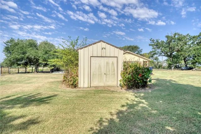 $1,900,000 | 8321 Farm To Market Road 2346, Midway, TX 75852