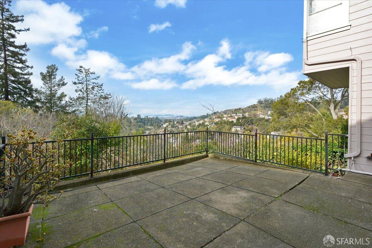 201 Taurus Avenue Oakland, CA 94611 - Photo 28 of 38