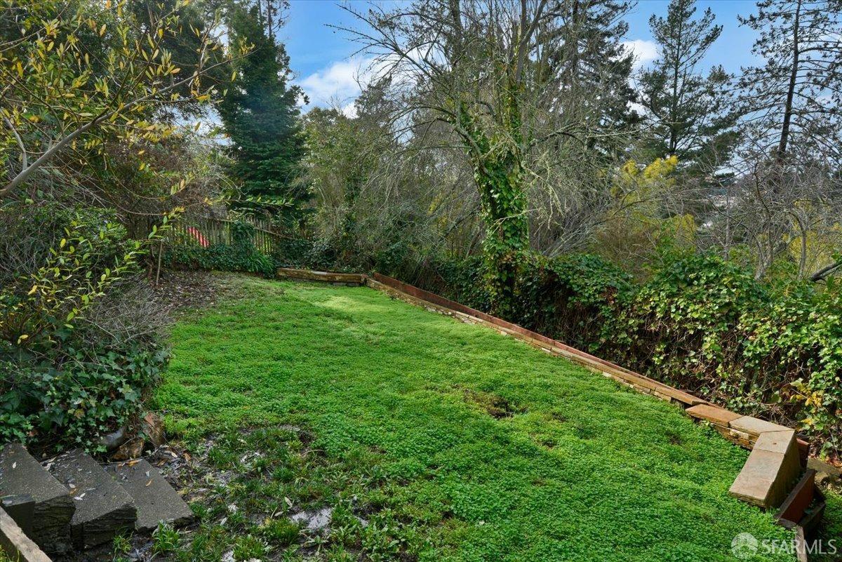 201 Taurus Avenue Oakland, CA 94611 - Photo 31 of 38