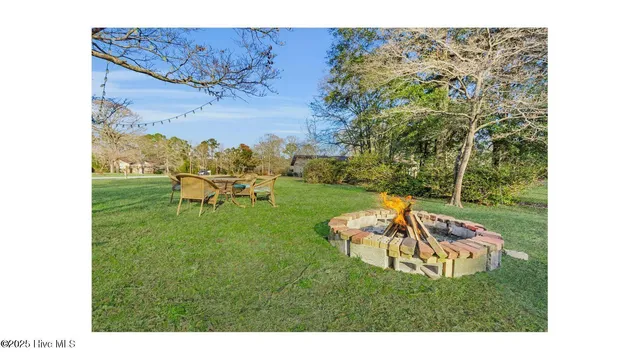 $315,000 | 226 Pinewood Drive, Minnesott Beach, NC 28510