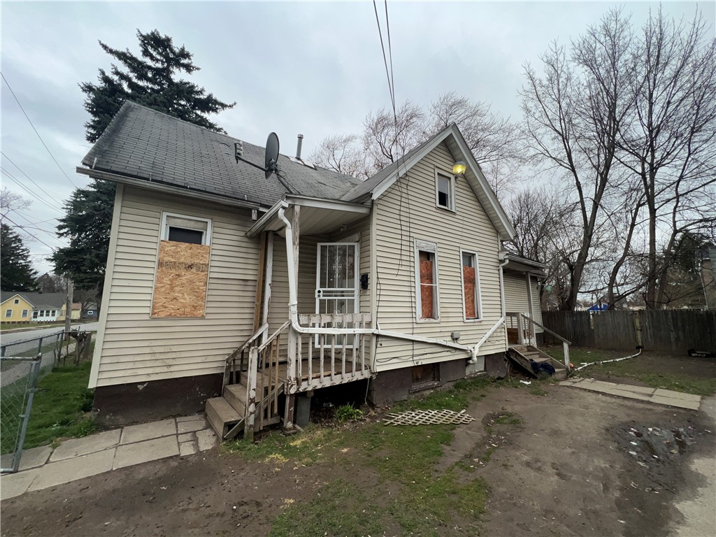 170 Friederich Park Rochester, NY 14621 - Photo 5 of 27