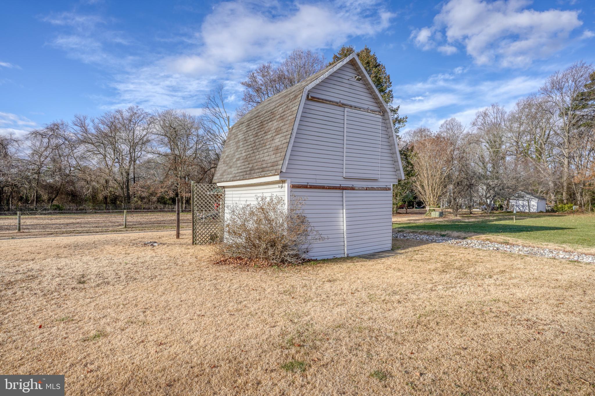 4215 Preston Road Hurlock, MD 21643 - Photo 6 of 40 a view of backyard of house