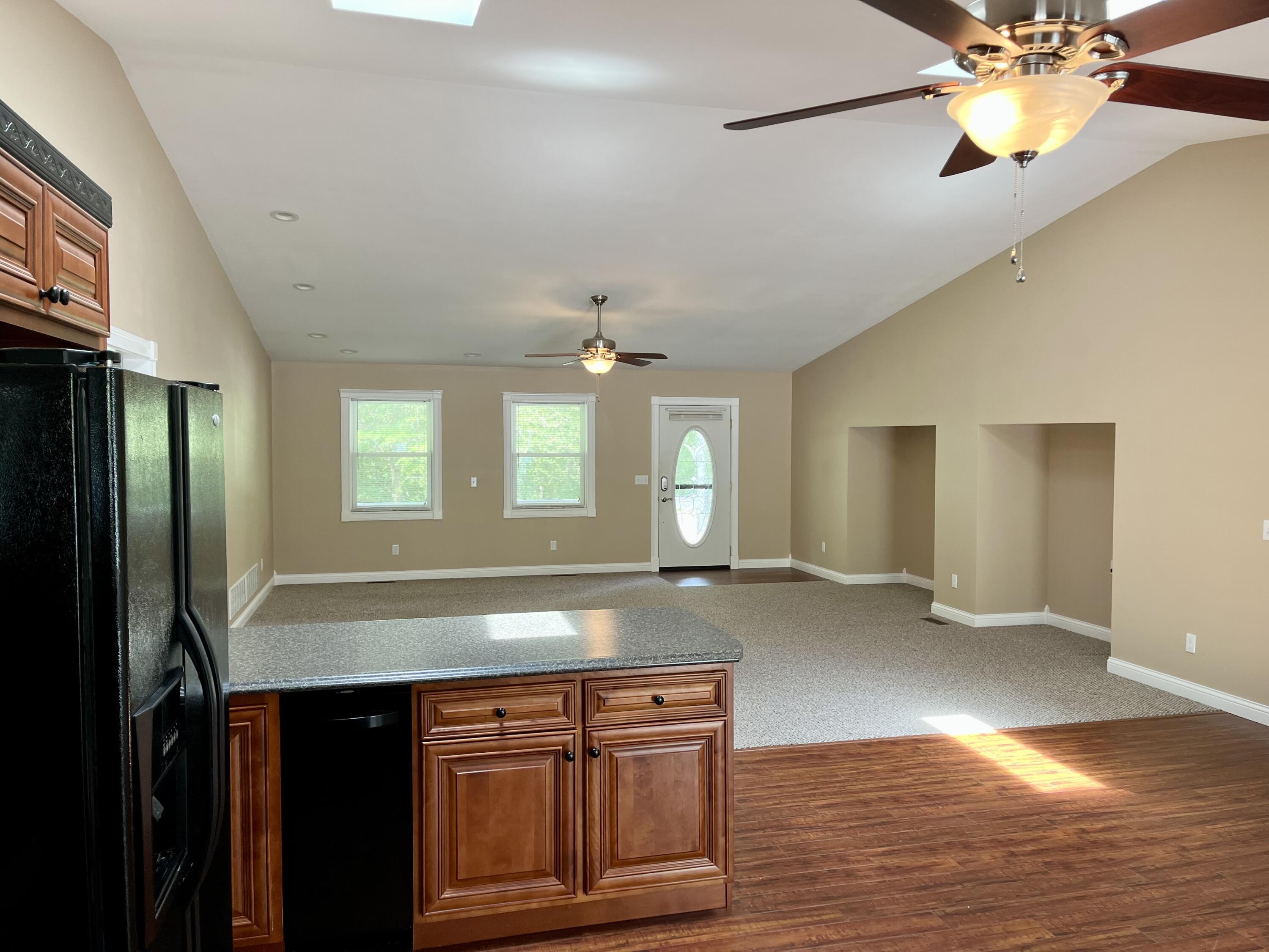 285 Hamilton Road Nancy, KY 42544 - Photo 36 of 111 living from kitchen