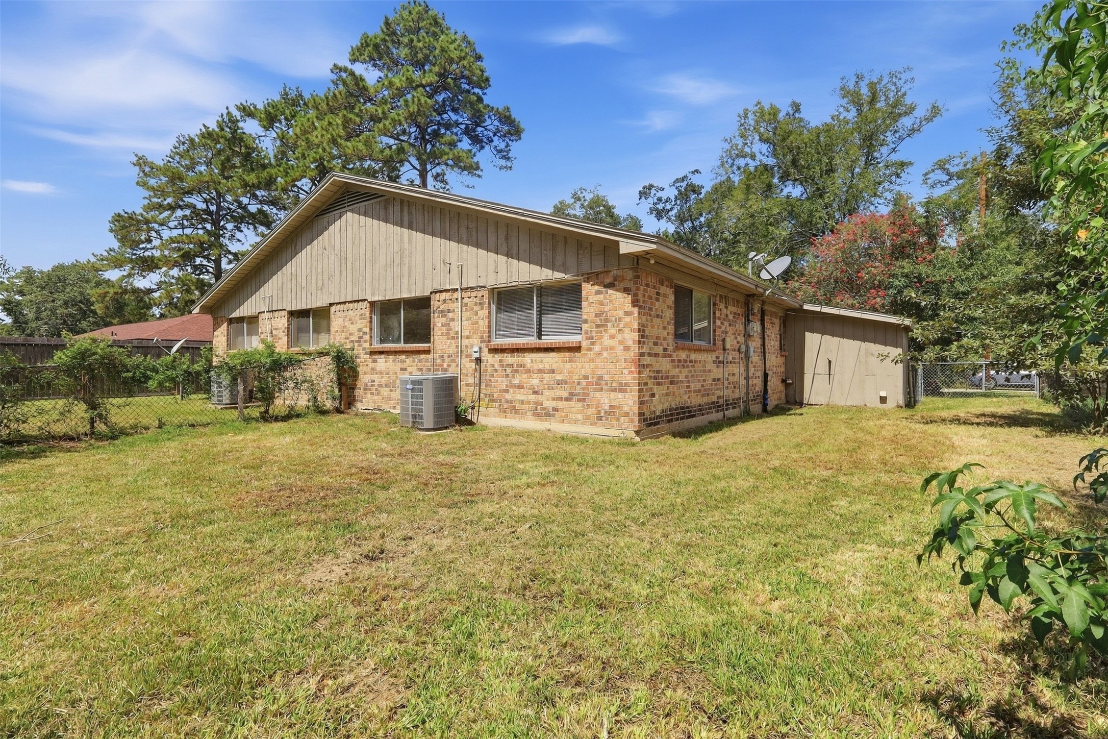 1006 Perry Street Cleveland, TX 77327 - Photo 13 of 14 Backyard