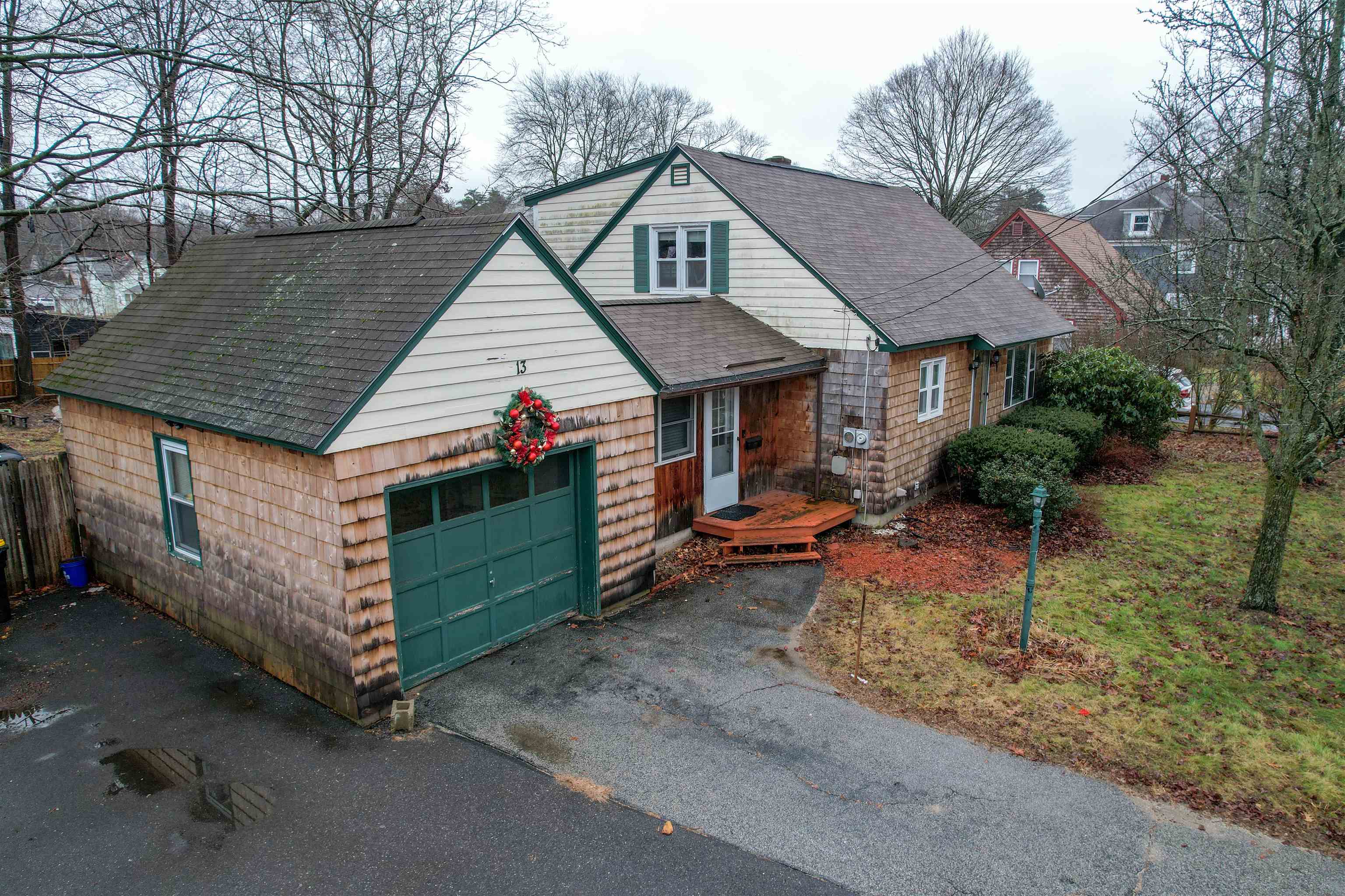 13 Chase Street Hudson, NH 03051 - Photo 16 of 25