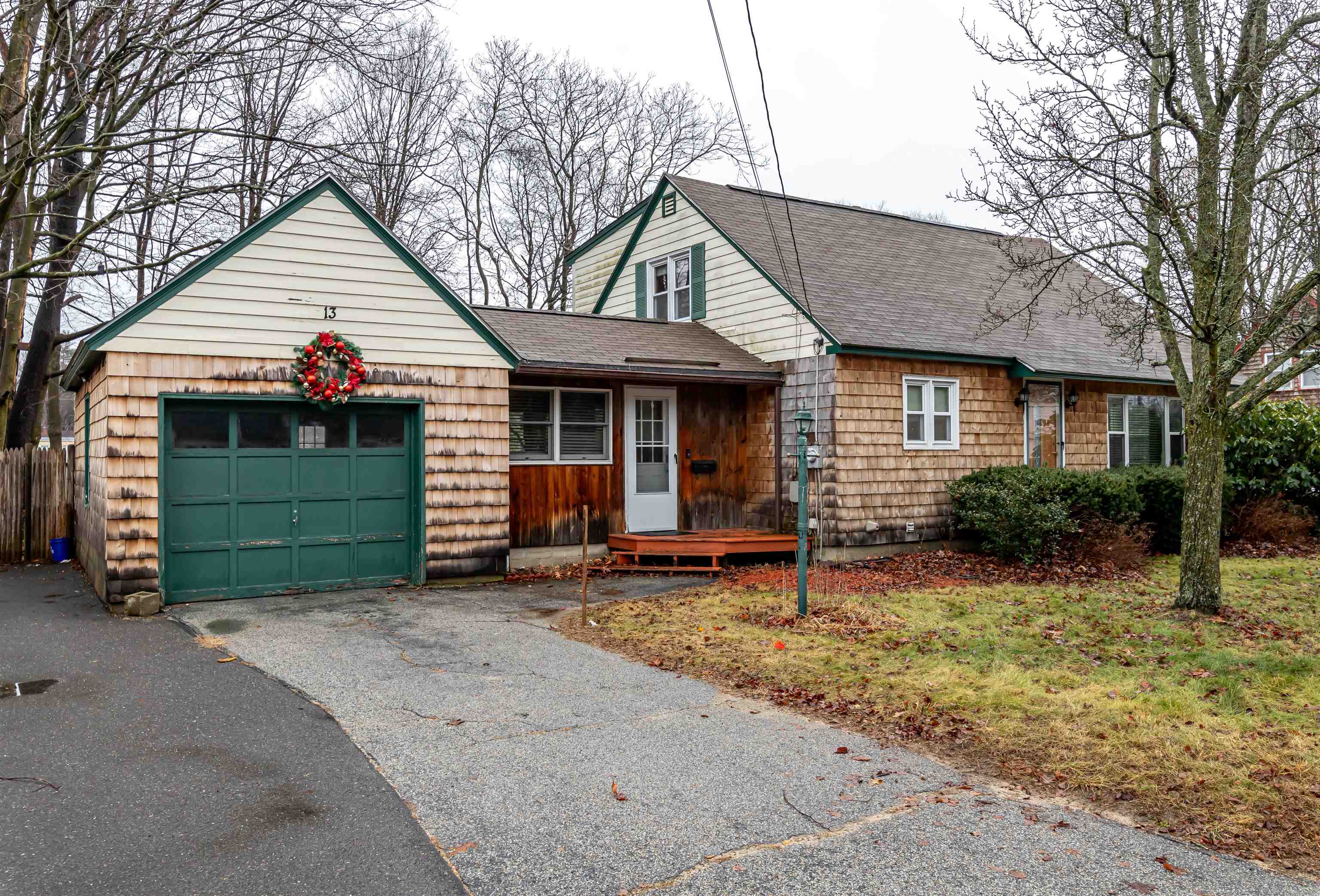 13 Chase Street Hudson, NH 03051 - Photo 17 of 25