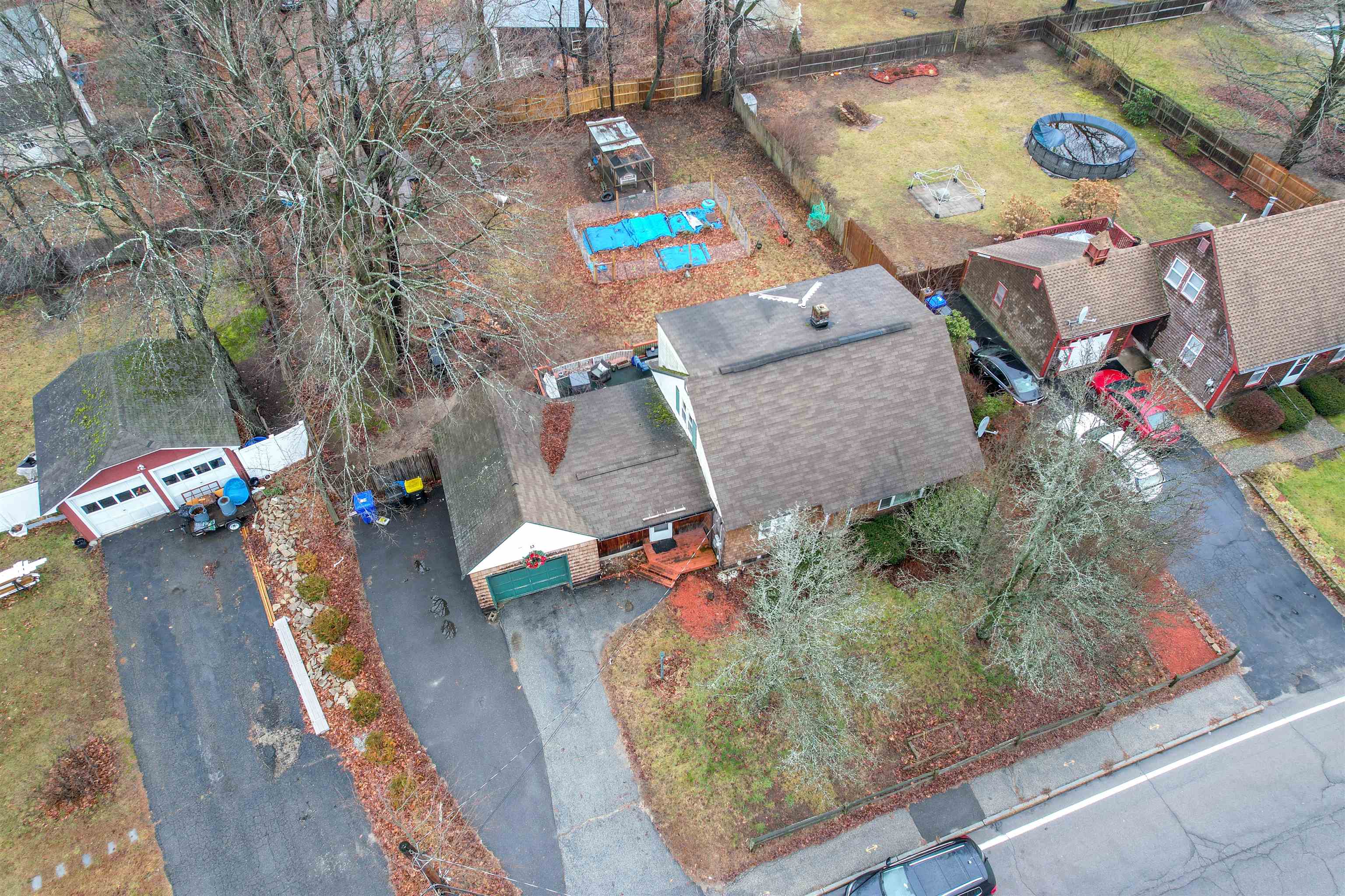 13 Chase Street Hudson, NH 03051 - Photo 19 of 25