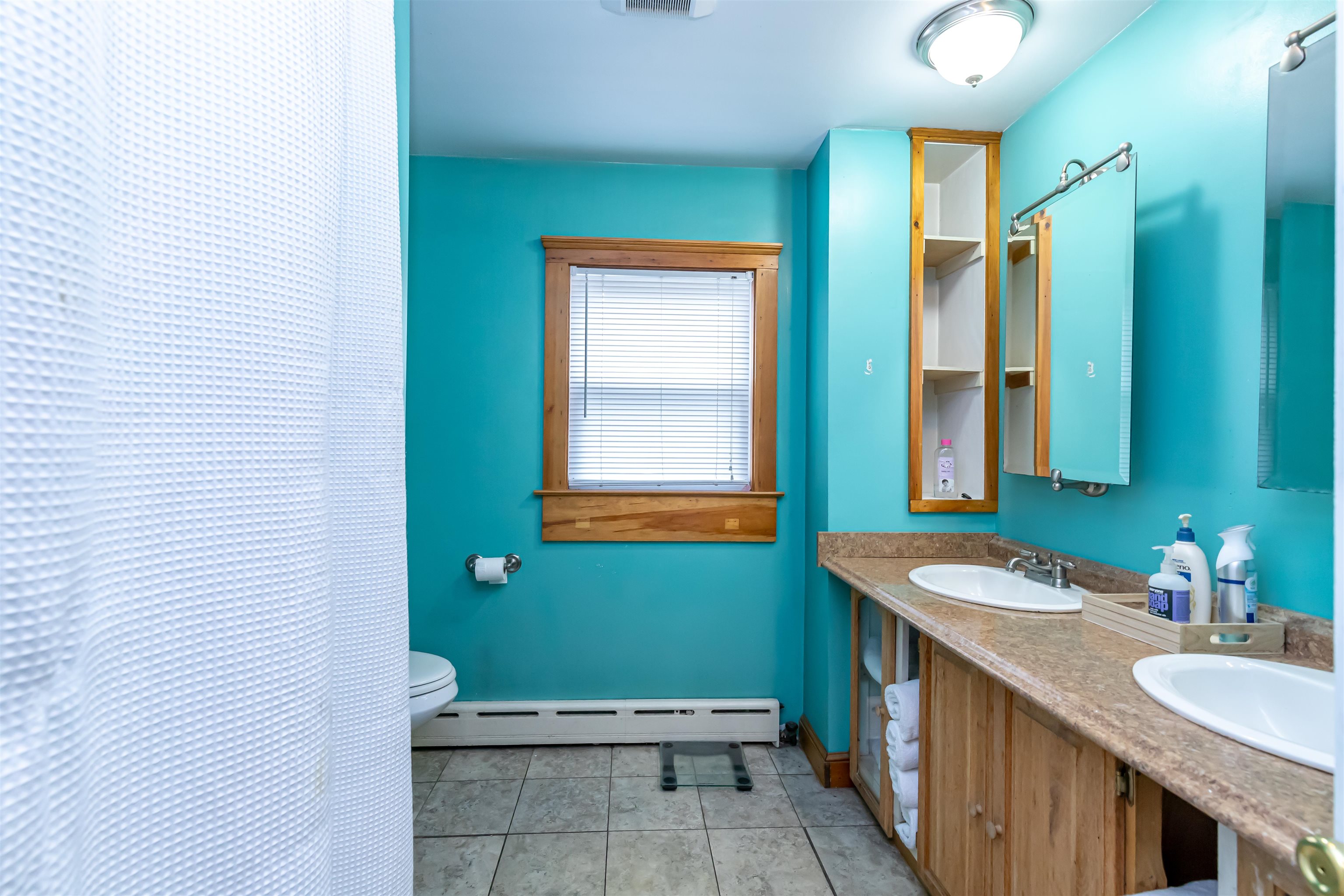 13 Chase Street Hudson, NH 03051 - Photo 4 of 25