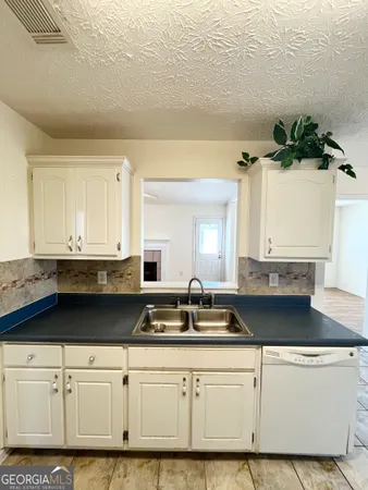 $230,000 | 11473 Vinea Way, Hampton, GA 30228