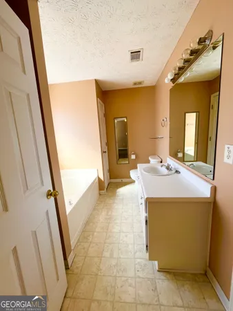 $230,000 | 11473 Vinea Way, Hampton, GA 30228