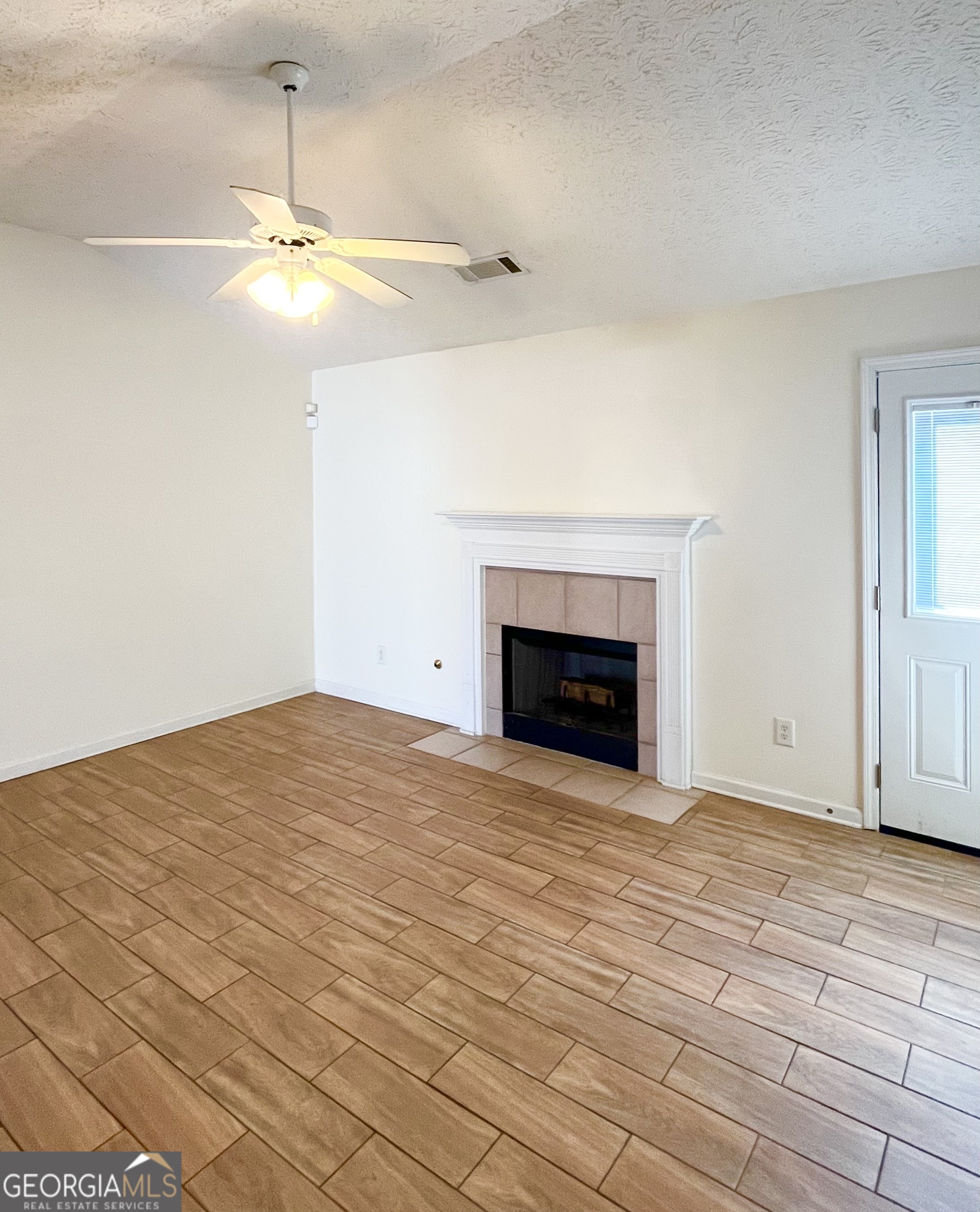 11473 Vinea Way Hampton, GA 30228 - Photo 5 of 25