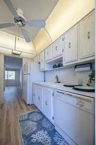 $114,999 | 10037 62nd Avenue North, Unit 23, St. Petersburg, FL 33708