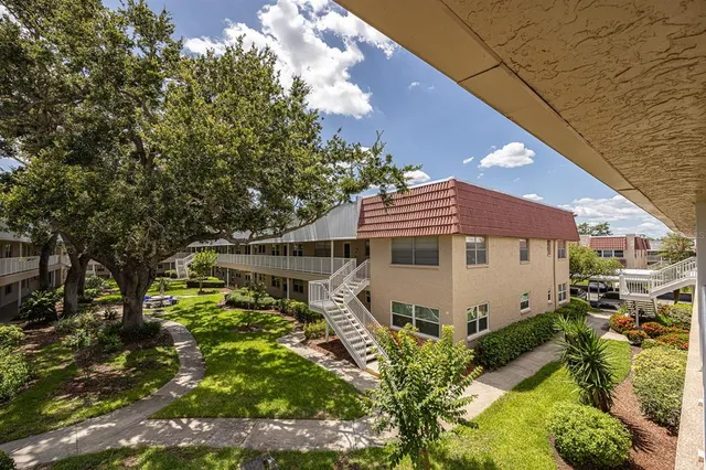 $114,999 | 10037 62nd Avenue North, Unit 23, St. Petersburg, FL 33708