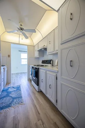 $109,999 | 10037 62nd Avenue North, Unit 23, St. Petersburg, FL 33708