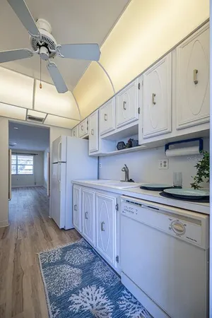 $109,999 | 10037 62nd Avenue North, Unit 23, St. Petersburg, FL 33708