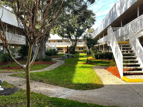 $109,999 | 10037 62nd Avenue North, Unit 23, St. Petersburg, FL 33708