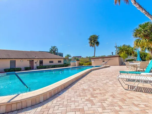 $109,999 | 10037 62nd Avenue North, Unit 23, St. Petersburg, FL 33708