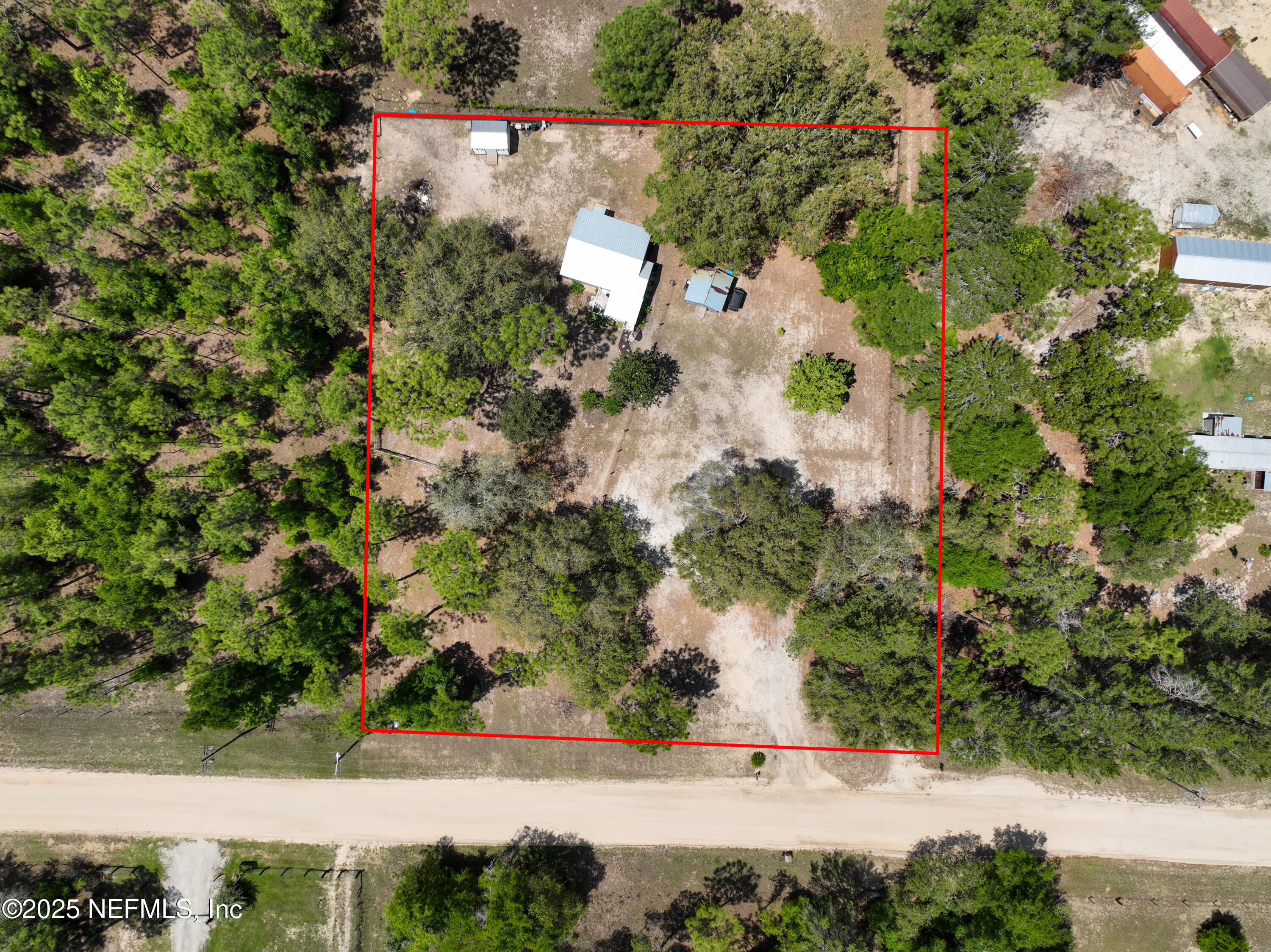 109 Mason Road Melrose, FL 32666 - Photo 25 of 27 an aerial view of residential house with outdoor space