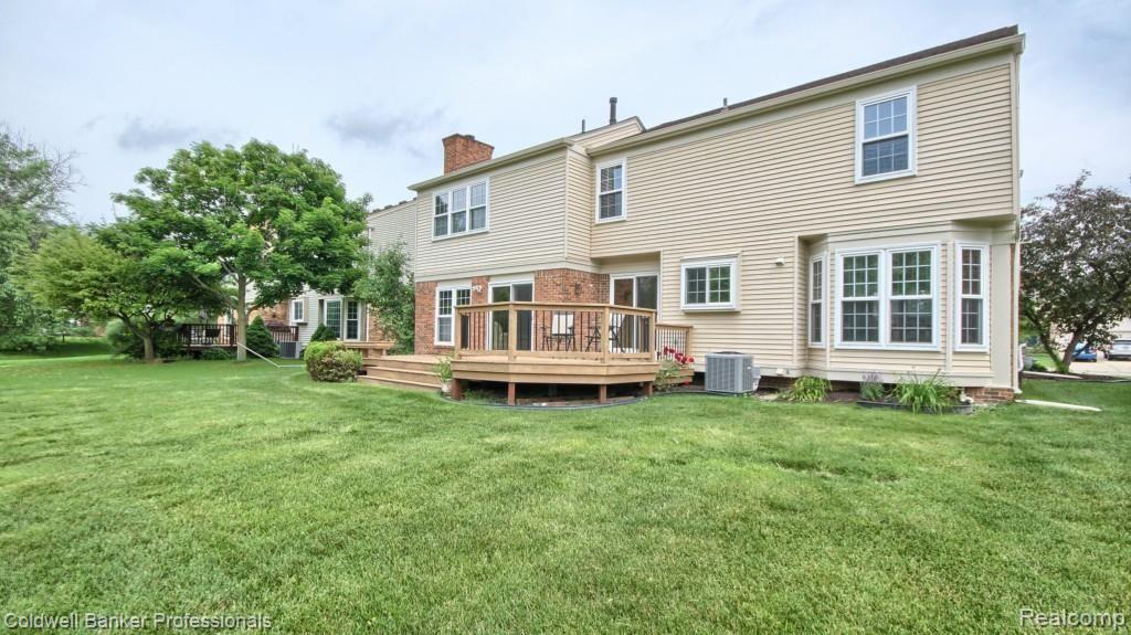45599 Hanford Road Canton, MI 48187 - Photo 18 of 21 Rear_2nd_View.jpg