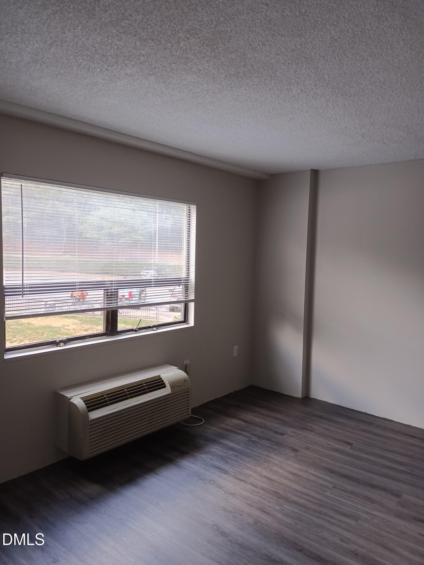 4700 Westgrove Street, Unit 203 Raleigh, NC 27606 - Photo 5 of 6 4700-203 Bedroom