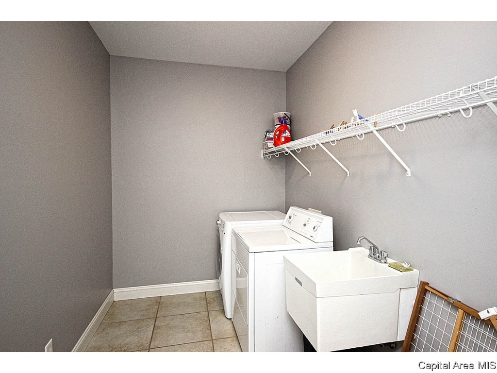 2212 Harbor Landing Springfield, IL 62712 - Photo 16 of 35