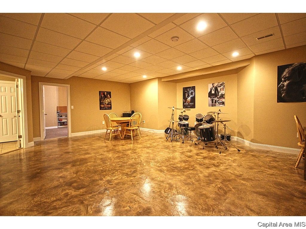 2212 Harbor Landing Springfield, IL 62712 - Photo 24 of 35