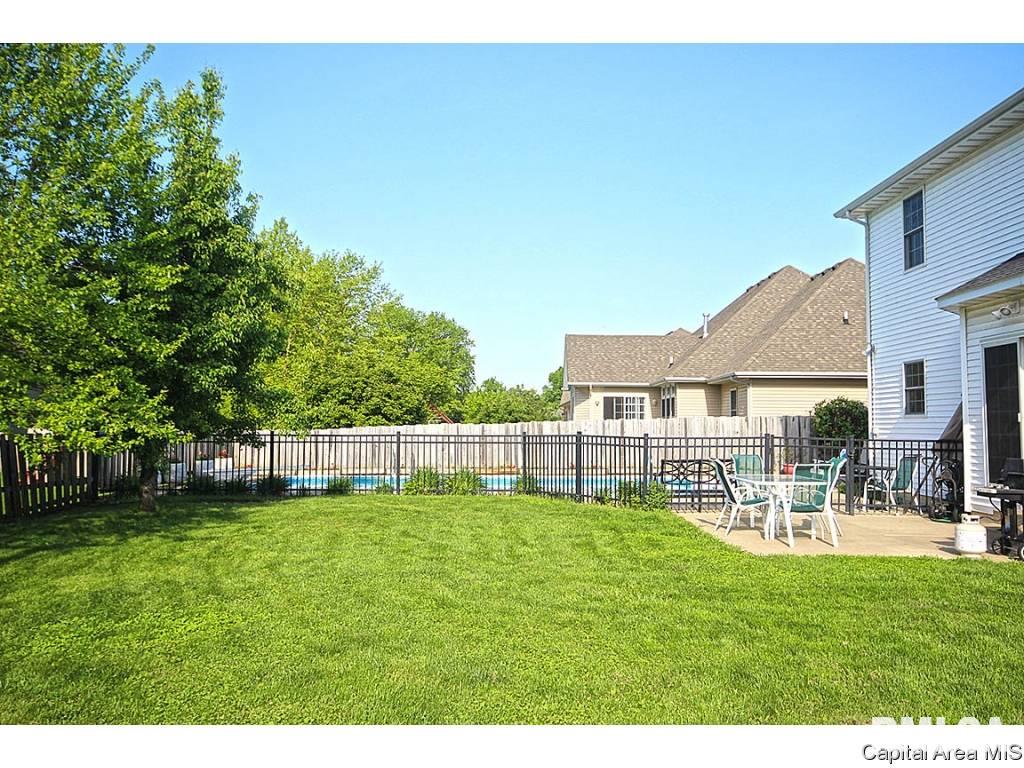 2212 Harbor Landing Springfield, IL 62712 - Photo 31 of 35