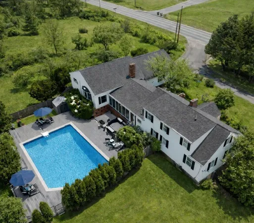 $575,000 | 2897 Highway 2, Hermon, ME 04401