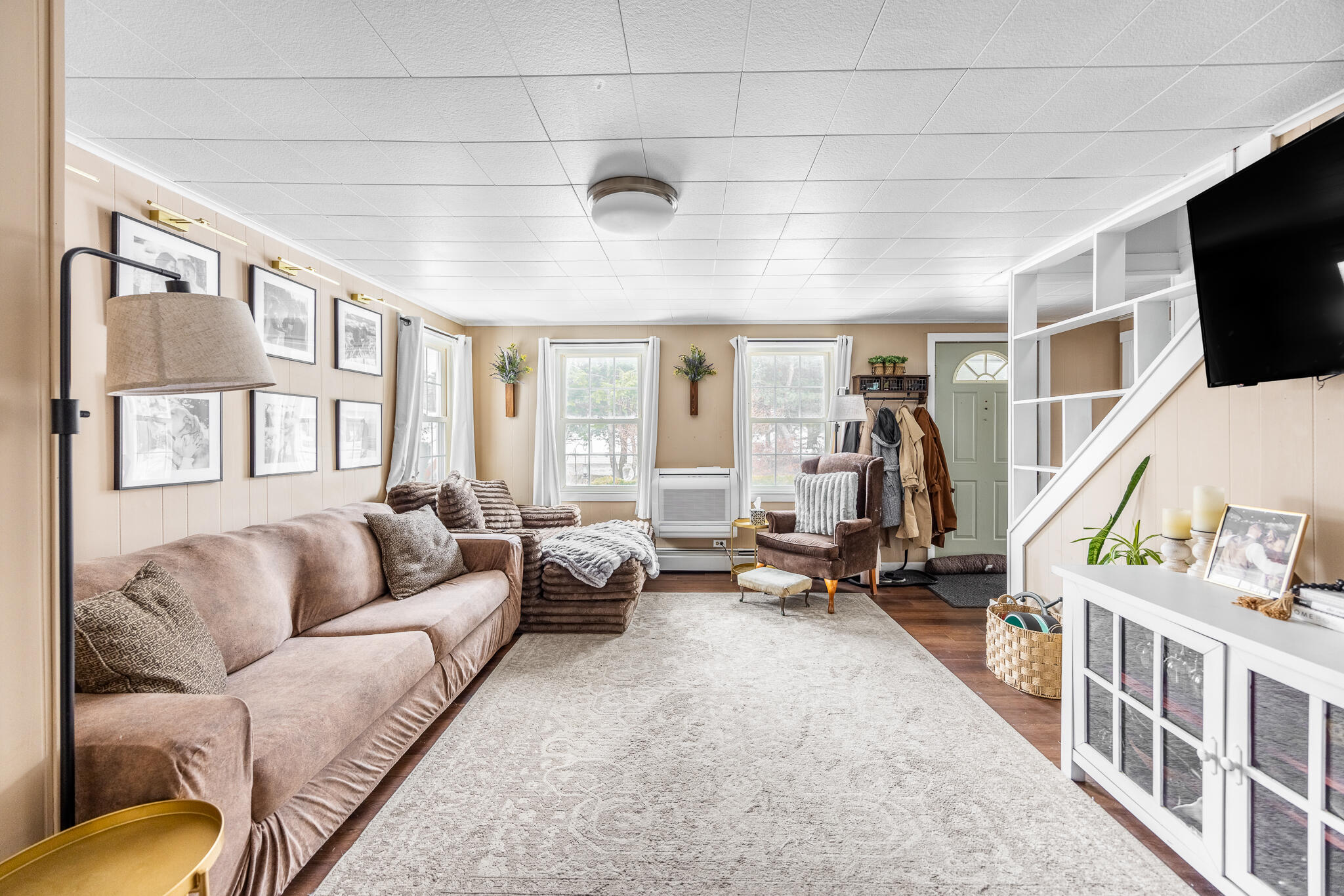 2897 Highway 2 Hermon, ME 04401 - Photo 18 of 45 Living-2