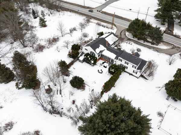 $575,000 | 2897 Highway 2, Hermon, ME 04401