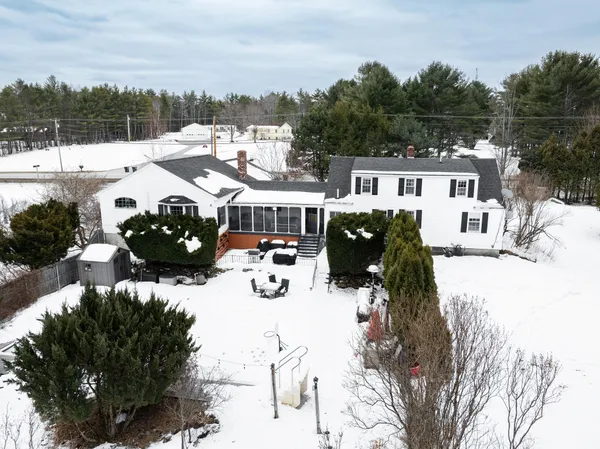 $575,000 | 2897 Highway 2, Hermon, ME 04401