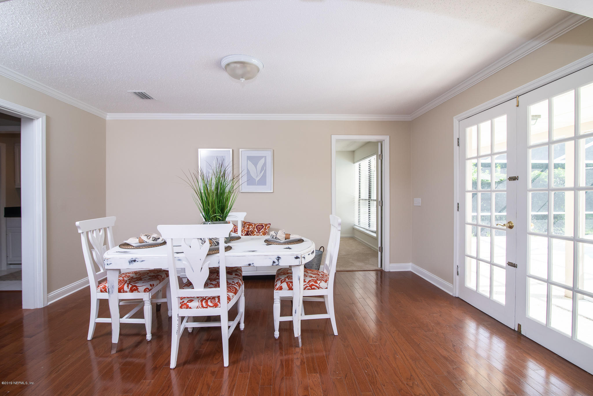 8166 Hollyridge Road Jacksonville, FL 32256 - Photo 18 of 49 Casual Dinning Room