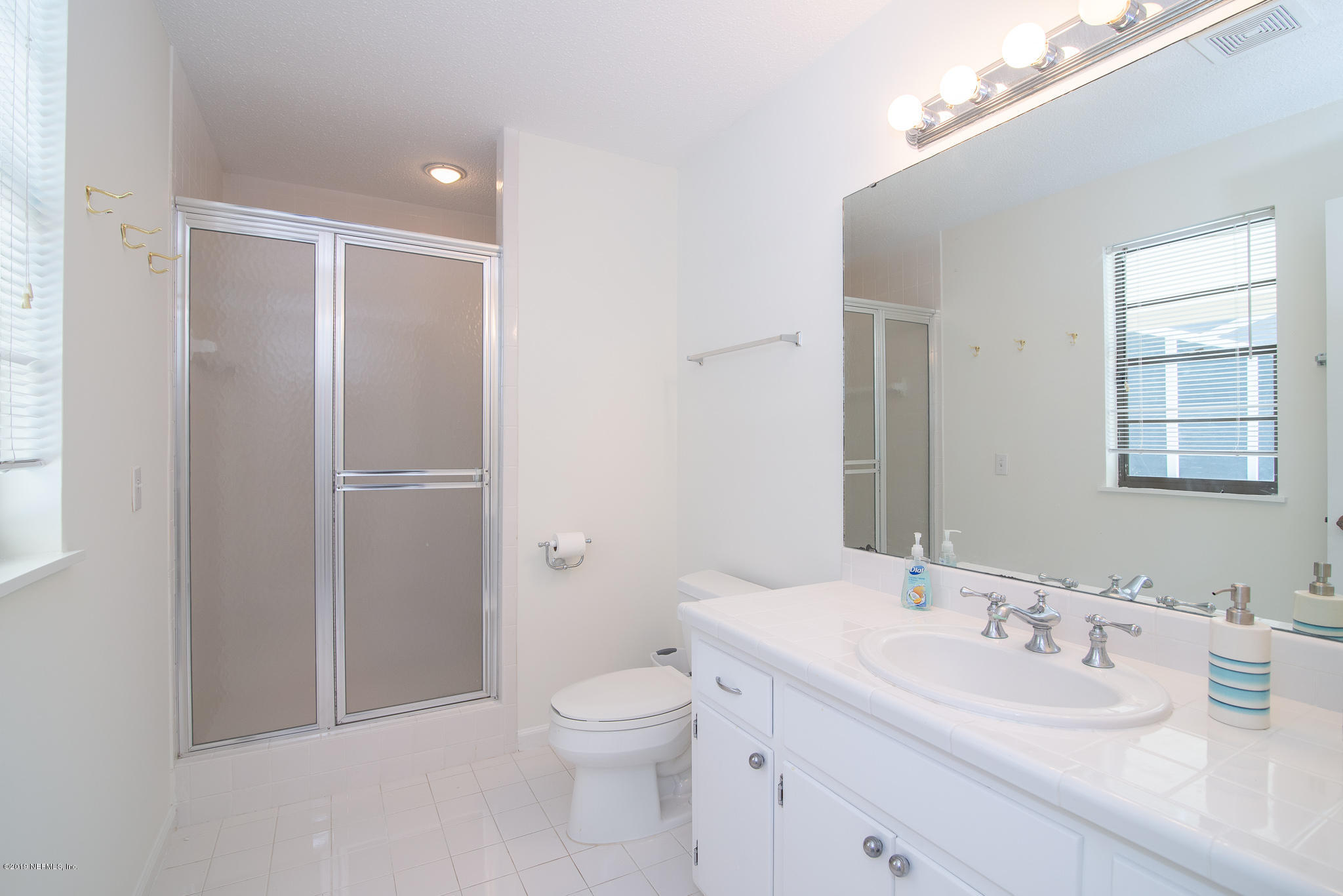 8166 Hollyridge Road Jacksonville, FL 32256 - Photo 40 of 49 Full Convenient Pool Bath